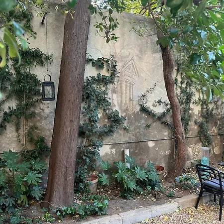 Face Au Palais *